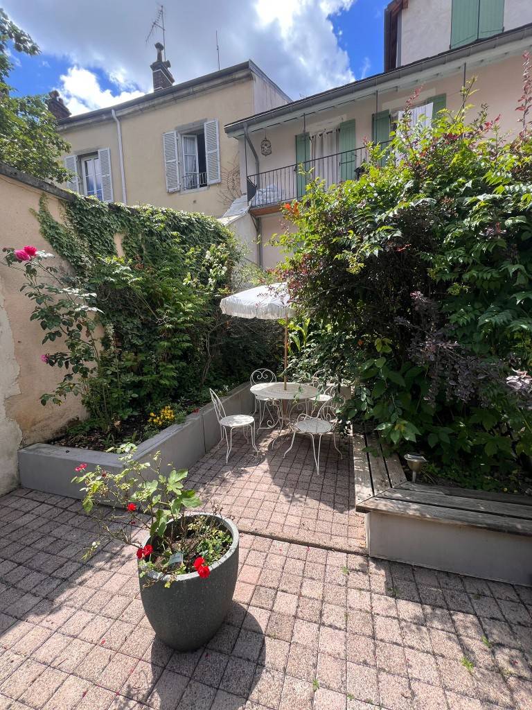 PHOTO-2026-06-16-19-02-45